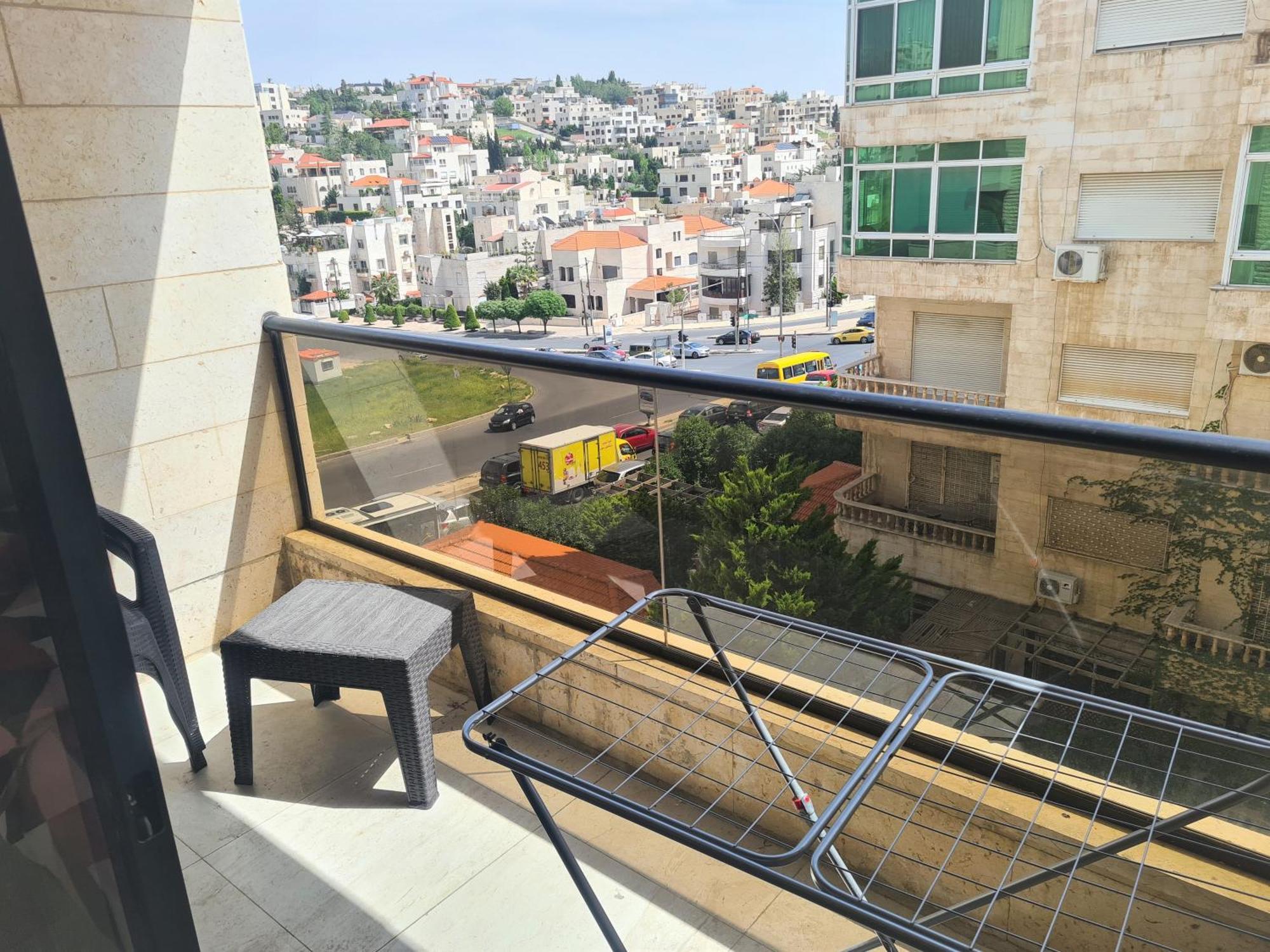 Dair Ghbar Gate Apartments Amman Exterior photo