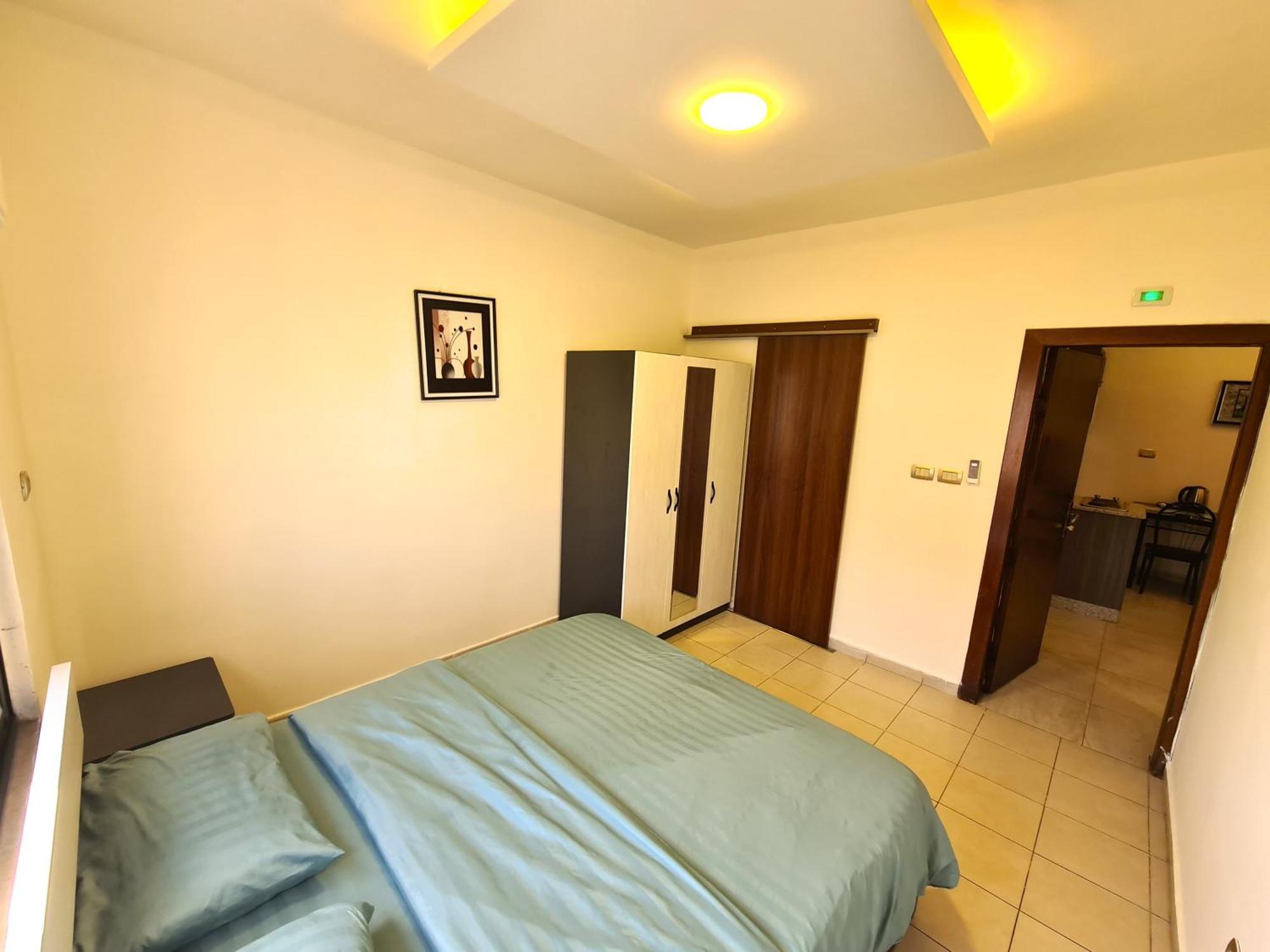 Dair Ghbar Gate Apartments Amman Room photo