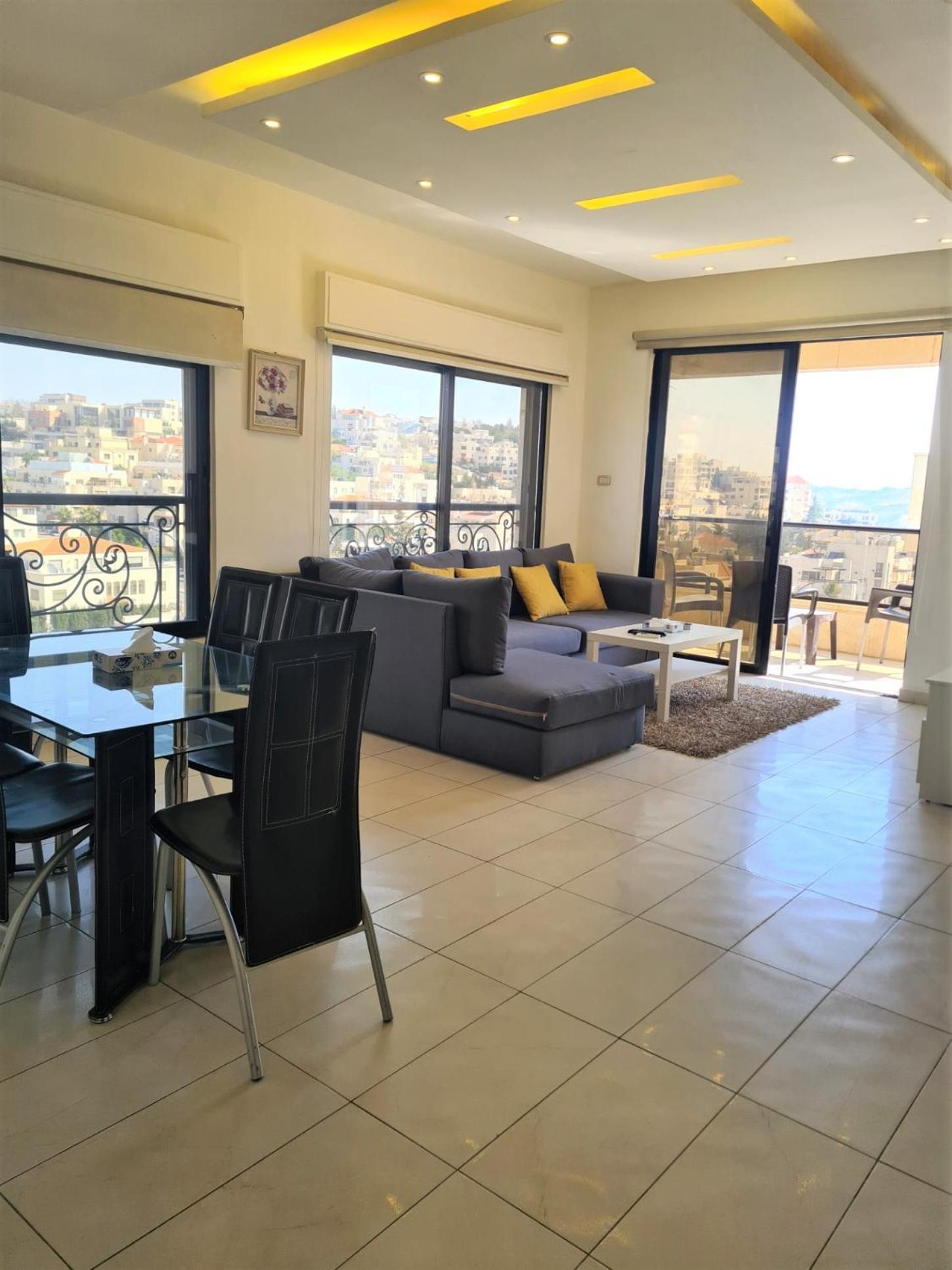 Dair Ghbar Gate Apartments Amman Exterior photo